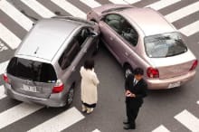 事故車に乗るのは法律違反？